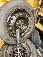 Winterbanden met Velg 205/60R16, Auto-onderdelen, Banden en Velgen, Gebruikt, 16 inch, Banden en Velgen, Personenwagen