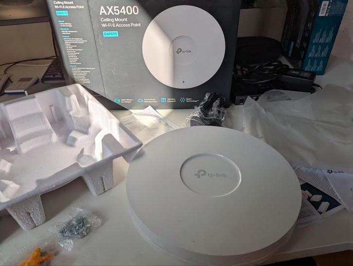 TP-Link Omada eap670 accesspoint, Computers en Software, Accesspoints, Zo goed als nieuw, Ophalen of Verzenden