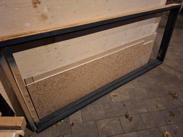 Houten kozijn deurmaat 94.5 x 235 beschikbaar voor biedingen
