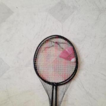 Badminton set: 2 rackets in hoes en 1 shuttle nieuw beschikbaar voor biedingen