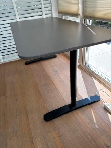 IKEA BEKANT Bureau, 160x80 cm, Grijs/Zwart - afbeelding 2
