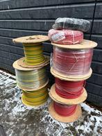 UITVERKOOP zonnepanelen, kabels, meterkast, esdec, omvormers, Ophalen, Gebruikt, Kabel of Snoer