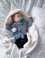 Super schattig Reborn Baby jongetje! Verzwaard / Speentje, Verzamelen, Ophalen of Verzenden, Nieuw, Babypop, Levensecht of Reborn