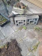Gratis tegels zelf uithalen, Ophalen, Zo goed als nieuw, 10 m² of meer, Beton