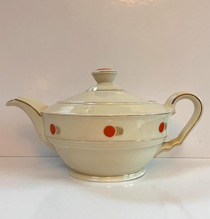 Vintage porseleinen theepot “Ivory” gemerkt  (Art Deco), Antiek en Kunst, Antiek | Keramiek en Aardewerk, Ophalen