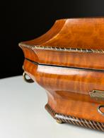 Engels Juwelen muziek kistje 19e eeuw, Ophalen, Zo goed als nieuw, Minder dan 50 cm