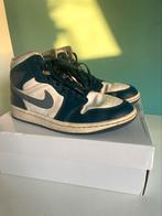 Air Jordan 1 mid french blue maat 39, Wit, Nike, Ophalen of Verzenden, Sneakers of Gympen