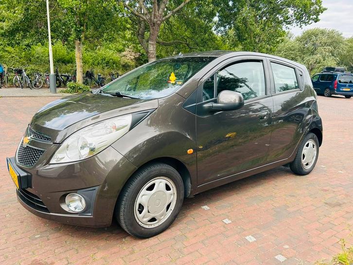 Chevrolet Spark 1.0 2011 airco Bruin, Auto's, Chevrolet, Particulier, Spark, ABS, Airbags, Airconditioning, Electronic Stability Program (ESP)