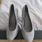 Pumps, Ophalen of Verzenden, Zo goed als nieuw