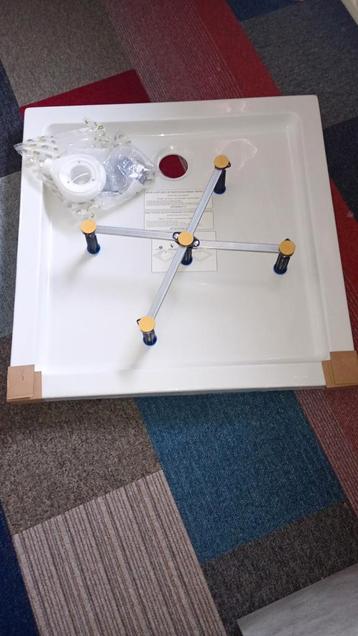 👍NIEUWE douchebak 90 x 90 cm compleet  beschikbaar voor biedingen