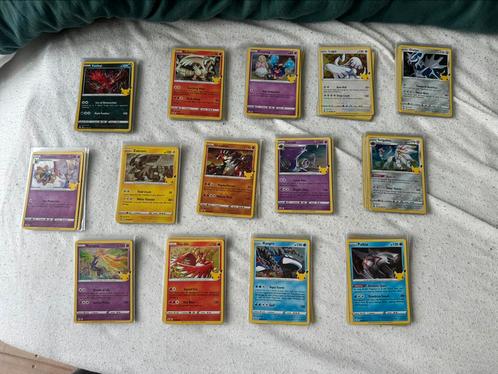 Pokémon Celebrations bulk, Hobby en Vrije tijd, Verzamelkaartspellen | Pokémon, Nieuw, Meerdere kaarten, Foil, Ophalen of Verzenden