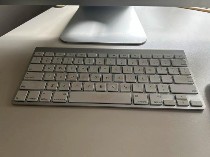 iMac 24" (2009) - SSD 1TB, 8GB RAM + Toebehoren, Computers en Software, Apple Desktops, Gebruikt, iMac, SSD, 2 tot 3 Ghz, 8 GB