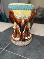 Grote pot/ornament met olifanten, Tuin en Terras, Bloembakken en Plantenbakken, Ophalen, Rond, Steen, Minder dan 60 cm