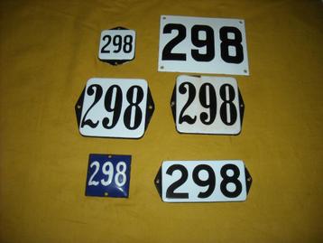oud emaille huisnummer 298 ook 299 300 301 302 303 304 305 3 beschikbaar voor biedingen