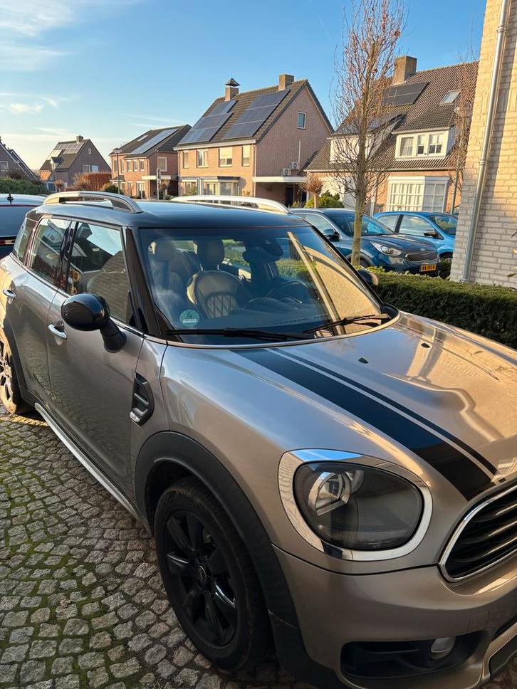 Mini Countryman 1.5 Cooper 2017 Grijs, Auto's, Mini, Particulier, Countryman, ABS, Airbags, Airconditioning, Bluetooth, Boordcomputer