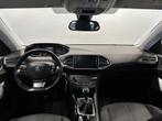 Peugeot 308 SW 1.2 PureTech Blue Lease Premium PANO TREKHAAK, Voorwielaandrijving, Gebruikt, Euro 6, 1199 cc