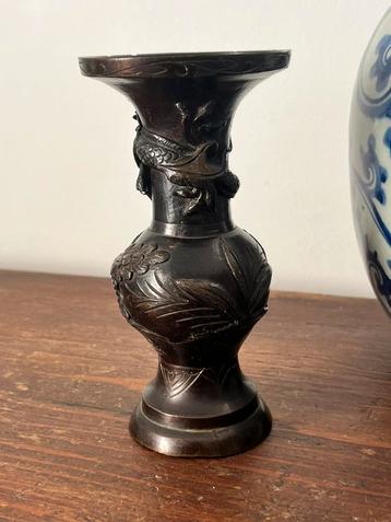 Japanese Brons Vase Meiji Era beschikbaar voor biedingen