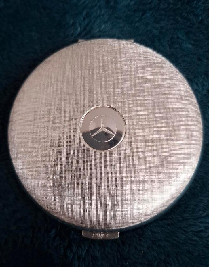 Zeldzame Mercedes Benz poederdoos NOS, Auto diversen, Auto-accessoires, Nieuw, Ophalen of Verzenden