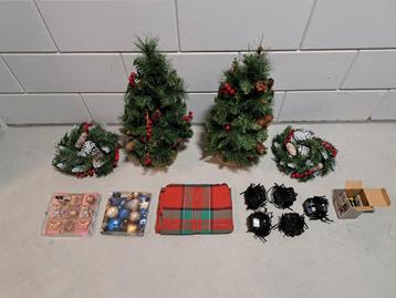 Kerstboom led 61 cm, kerstkrans, 48 led lampjes, kerstkleed. beschikbaar voor biedingen
