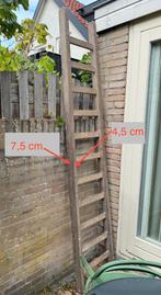 Een degelijke ladder nostalgische uitstraling 252 cm hoog., Ophalen, Gebruikt