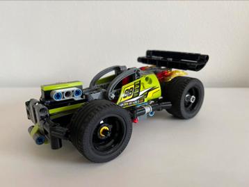 42072 LEGO Technic WHACK! beschikbaar voor biedingen