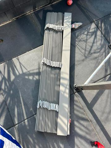 Nieuw pvc jaloezie grijs beschikbaar voor biedingen