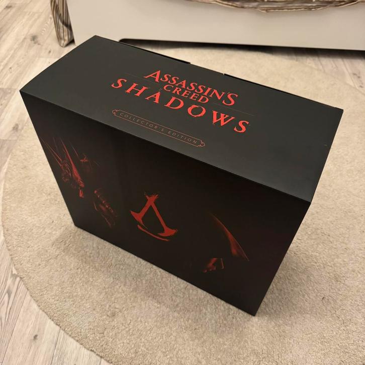 Assassins Creed Shadows Follectors Edition, no game, Hobby en Vrije tijd, Verzamelkaartspellen | Magic the Gathering, Nieuw, Ophalen