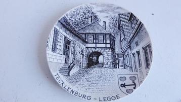 Tecklenbrug Legge sierbord porselein beschikbaar voor biedingen