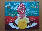 Boek Sint en de magische noot door Waylon en Lee Hodges, Diversen, Sinterklaas, Ophalen of Verzenden, Zo goed als nieuw