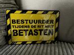 Bestuurder niet betasten , metalen giftcard, Nieuw, Ophalen of Verzenden, Pand50, Info@pand50.nl