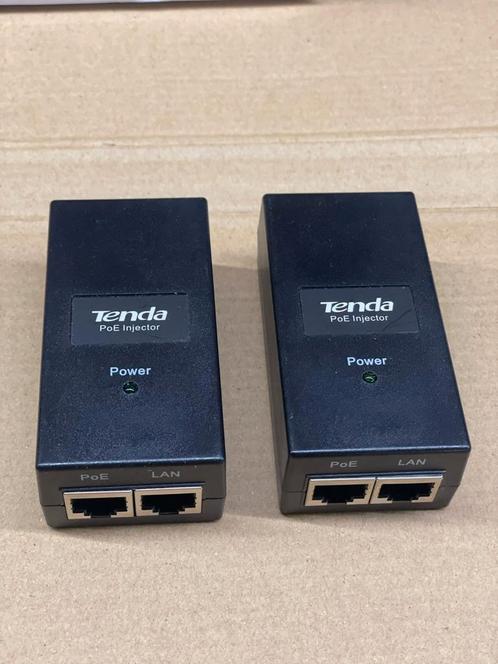 2x Tenda PoE15F PoE-injector, Computers en Software, Netwerk switches, Zo goed als nieuw, Ophalen of Verzenden