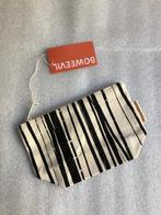 Toilettas / makeup tasvan BOWEEVIL - cremekleur, Sieraden, Tassen en Uiterlijk, Toilettassen, Ophalen of Verzenden, Zo goed als nieuw