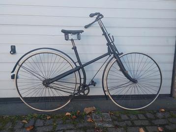 Safety bicycle (kruisframe),  Townsend ca 1890. museumstuk beschikbaar voor biedingen