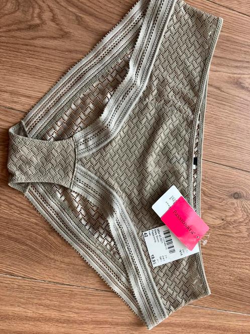 Passionata slip, maat 42, Kleding | Dames, Ondergoed en Lingerie, Slip, Beige, Verzenden