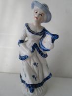 Delfts blauw beeld porselein. Barok vrouw met harp / lier., Ophalen
