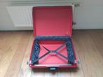 oerdegelijke Carlton koffer met cijferslot rolwieltjes rood, Ophalen, Gebruikt, Hard kunststof, 70 cm of meer