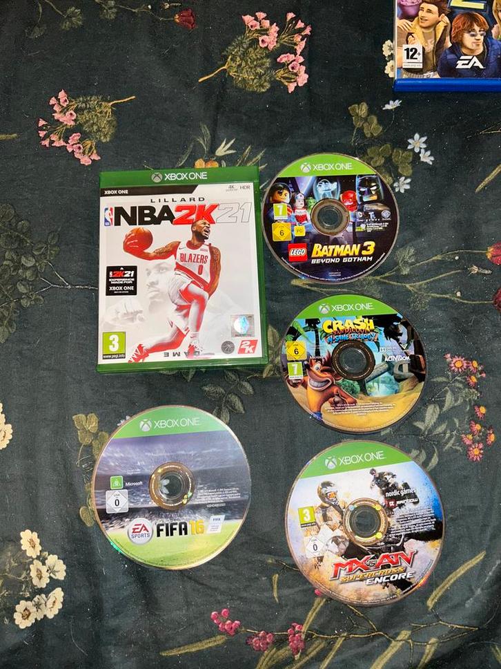 Xbox One Games - NBA 2K21, FIFA 16, Crash, Lego Batman, Spelcomputers en Games, Games | Overige, Gebruikt, Sport, 1 speler, Vanaf 3 jaar