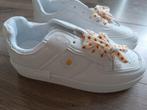 Air sneakers wit met bloem maat 38 , gloed nieuw, Kleding | Dames, Schoenen, Nieuw, Ophalen of Verzenden, Wit, Sneakers of Gympen