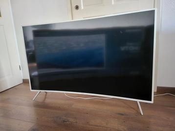 SAMSUNG CURVED UHD TV beschikbaar voor biedingen