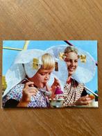 Klederdracht ansichtkaart Zeeland, Ophalen of Verzenden, 1960 tot 1980, Gelopen, Zeeland
