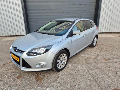 Ford Focus 1.6 luxe opties | Climate Control (bj 2013), Auto's, Ford, Bedrijf, Te koop, Focus, ABS, Airbags, Airconditioning, Centrale vergrendeling