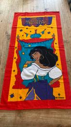 Disney badlaken Hunchback Notre Dame Esmeralda, Ophalen of Verzenden, Overige figuren, Nieuw, Kleding of Textiel