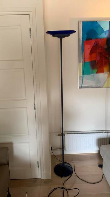 Prachtige design uplighter Arteluce type Jill beschikbaar voor biedingen
