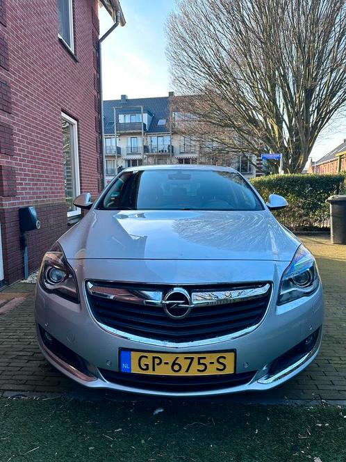 Opel Insignia 1.6 Turbo FULL OPTION, Auto's, Opel, Particulier, Insignia, Airconditioning, Bluetooth, Bochtverlichting, Centrale vergrendeling