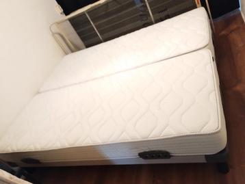 Tempur bedbodems en Dormeo Fresh Prima matrassen beschikbaar voor biedingen