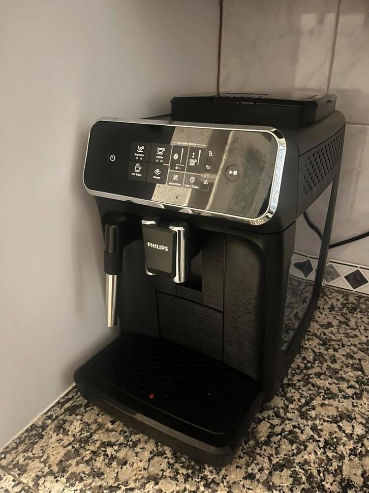 Philips 2200 serie, Witgoed en Apparatuur, Koffiezetapparaten, Zo goed als nieuw, Koffiemachine, Ophalen of Verzenden