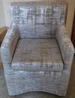 Prachtig zilver glimmend fauteuil, Ophalen, Minder dan 75 cm, Zo goed als nieuw, Stof