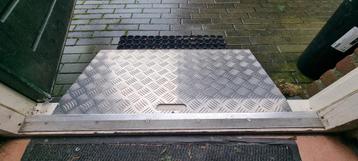 Aluminium Drempelhulpen van aluminium / traanplaat beschikbaar voor biedingen