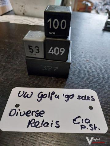 VW Golf 4 5drs diverse relais 100/53/409/377 '98 beschikbaar voor biedingen