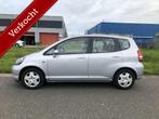 Honda Jazz 1.4 LS Airco NW APK, Auto's, Honda, Origineel Nederlands, Te koop, Zilver of Grijs, 5 stoelen